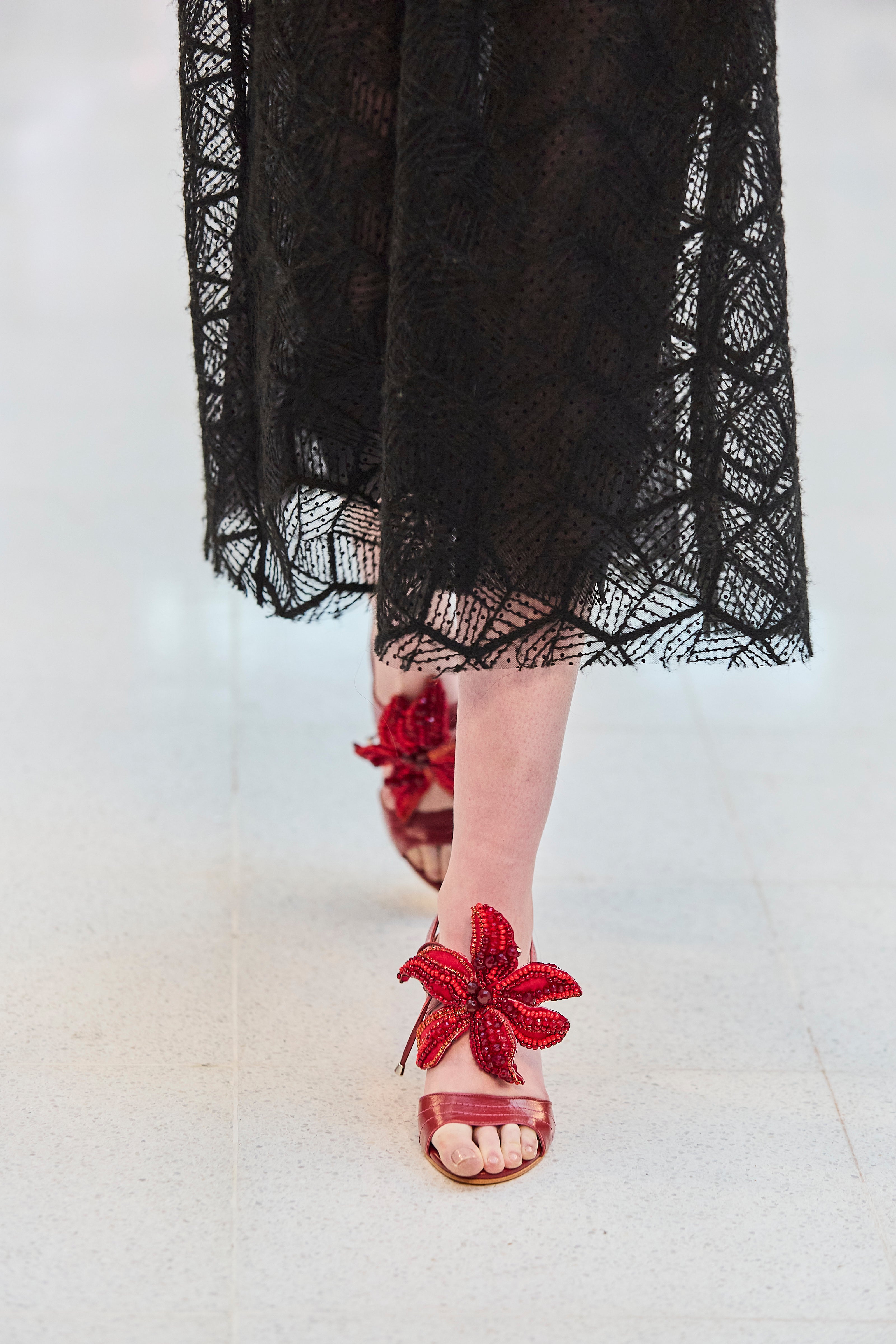 Sandália Amarílis Vermelho com Flor