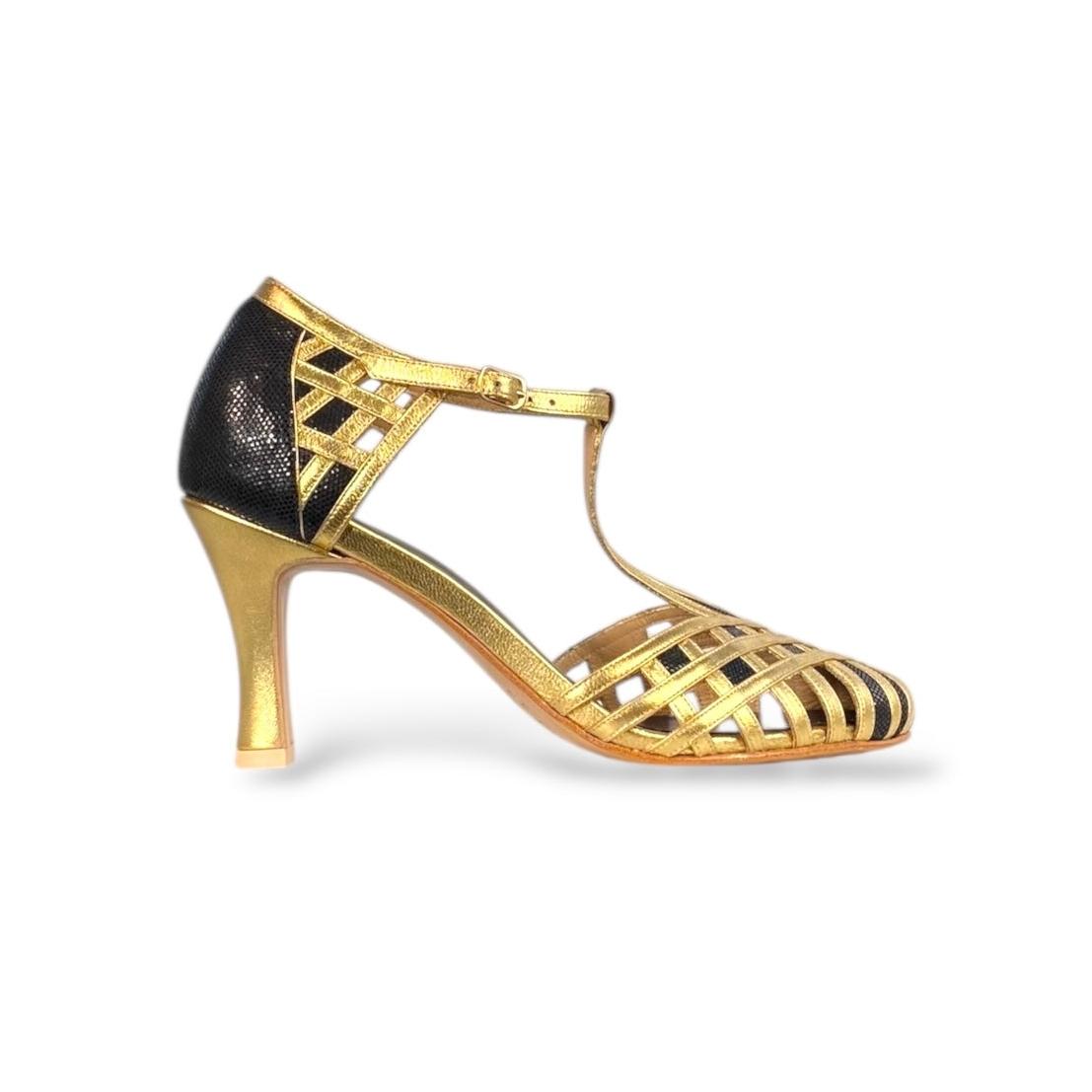 Boneca Greta Preto com Ouro