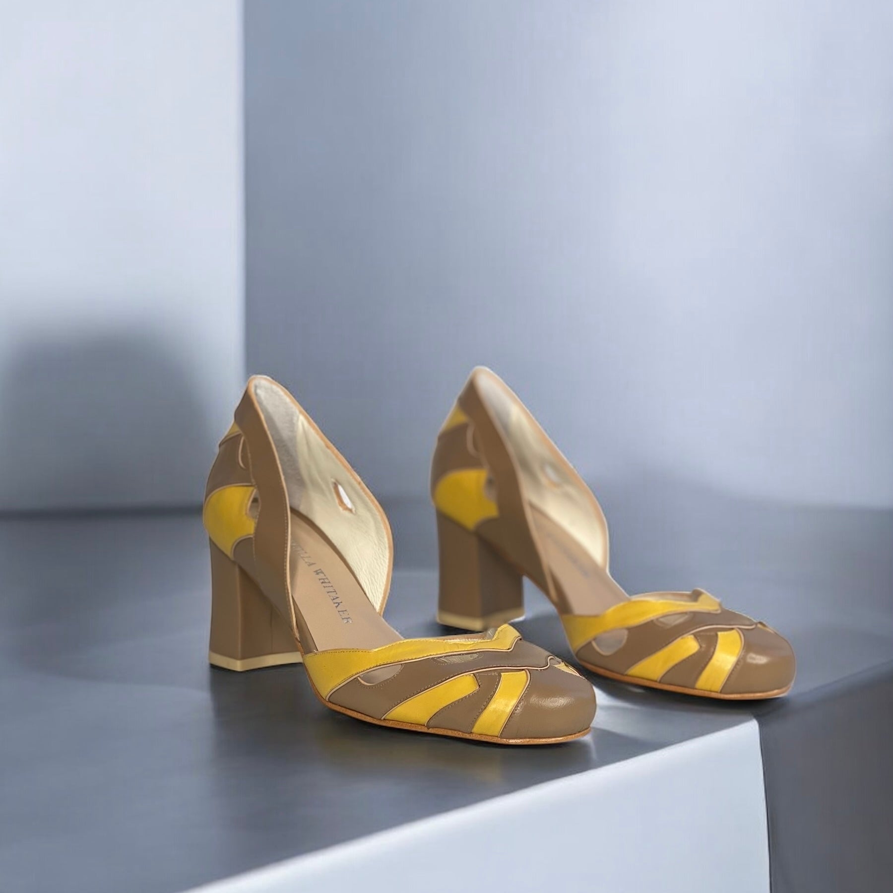 Boneca New Máscara Argila com amarelo