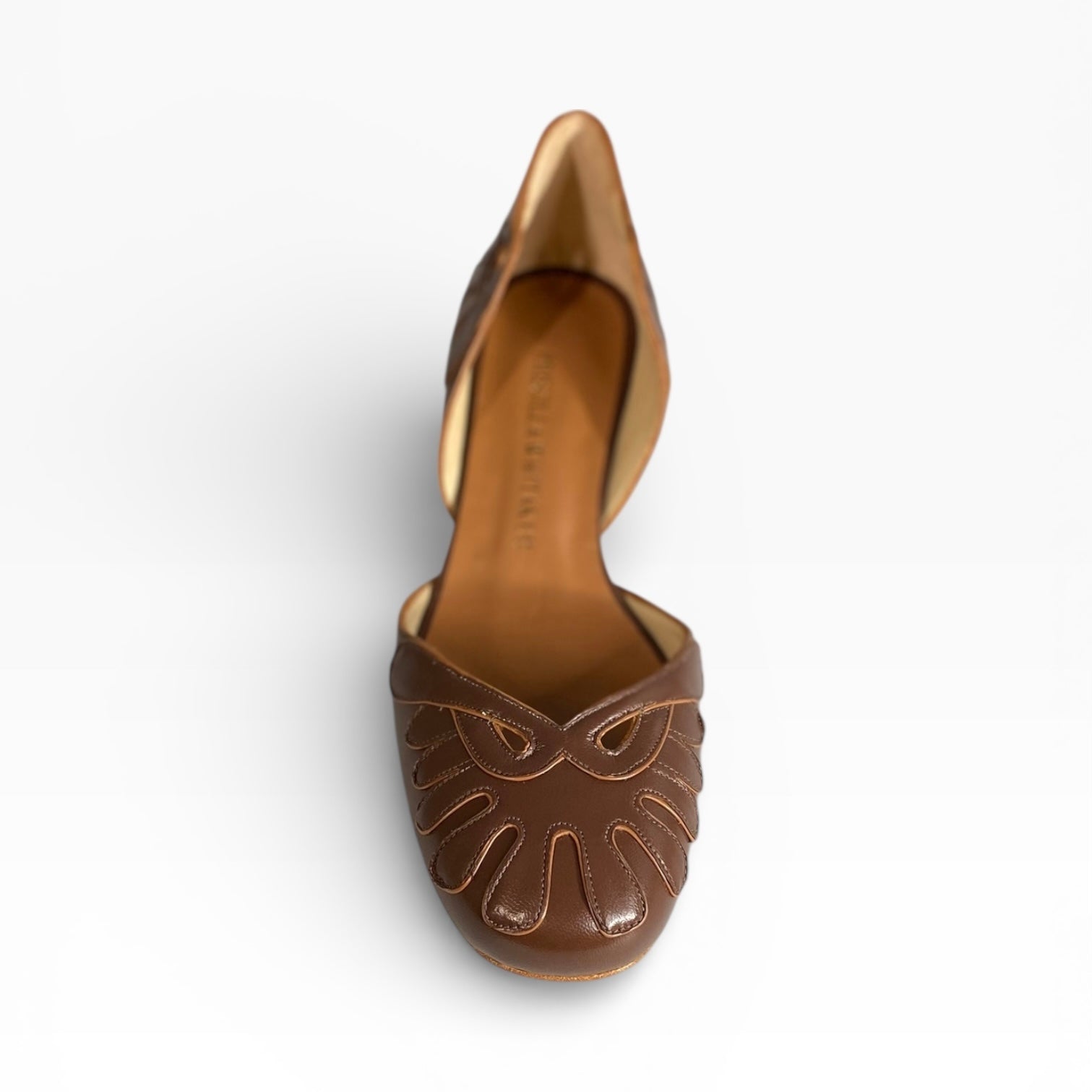 Boneca Pétalas Avelã