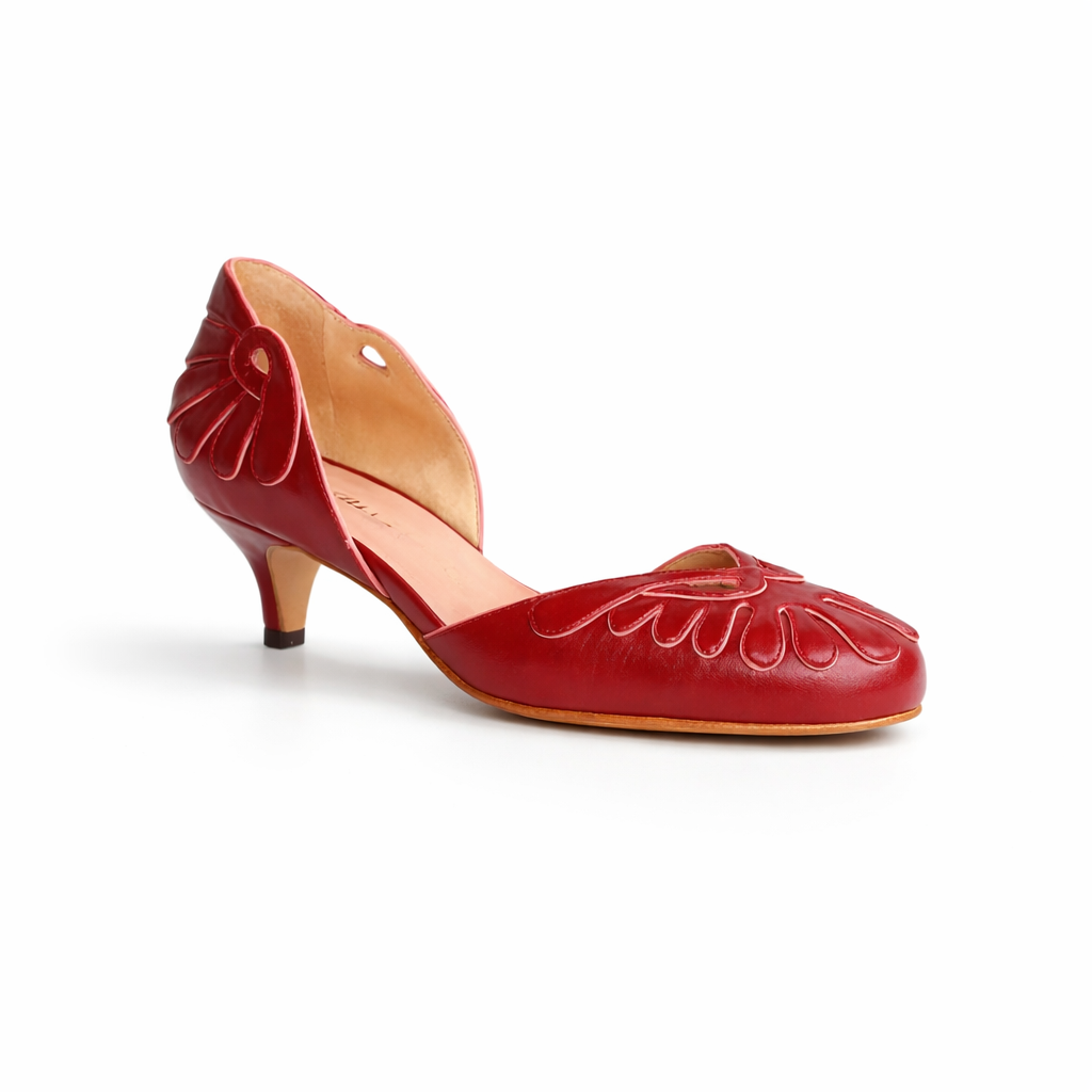 Boneca Pétalas Vermelho