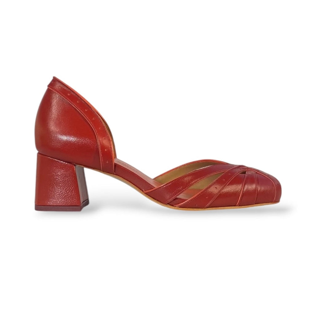 Boneca Máscara Vermelho