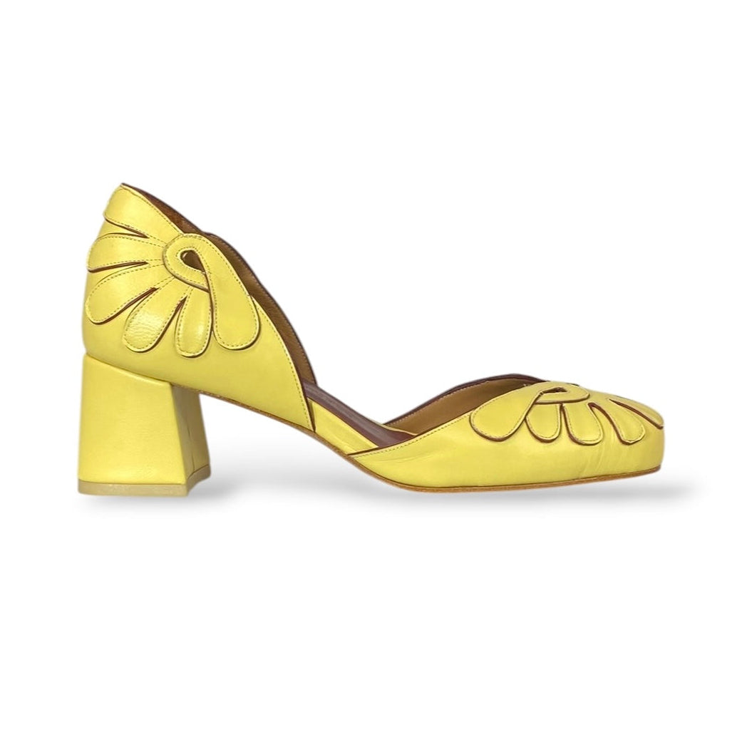 Boneca Pétalas Amarelo