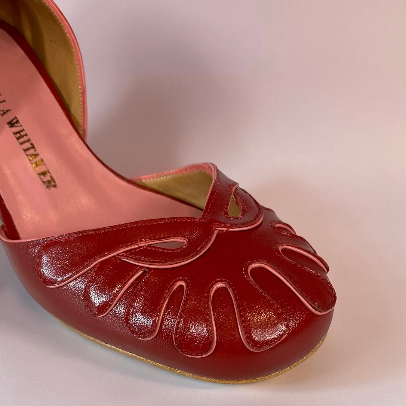 Boneca Pétalas Vermelho