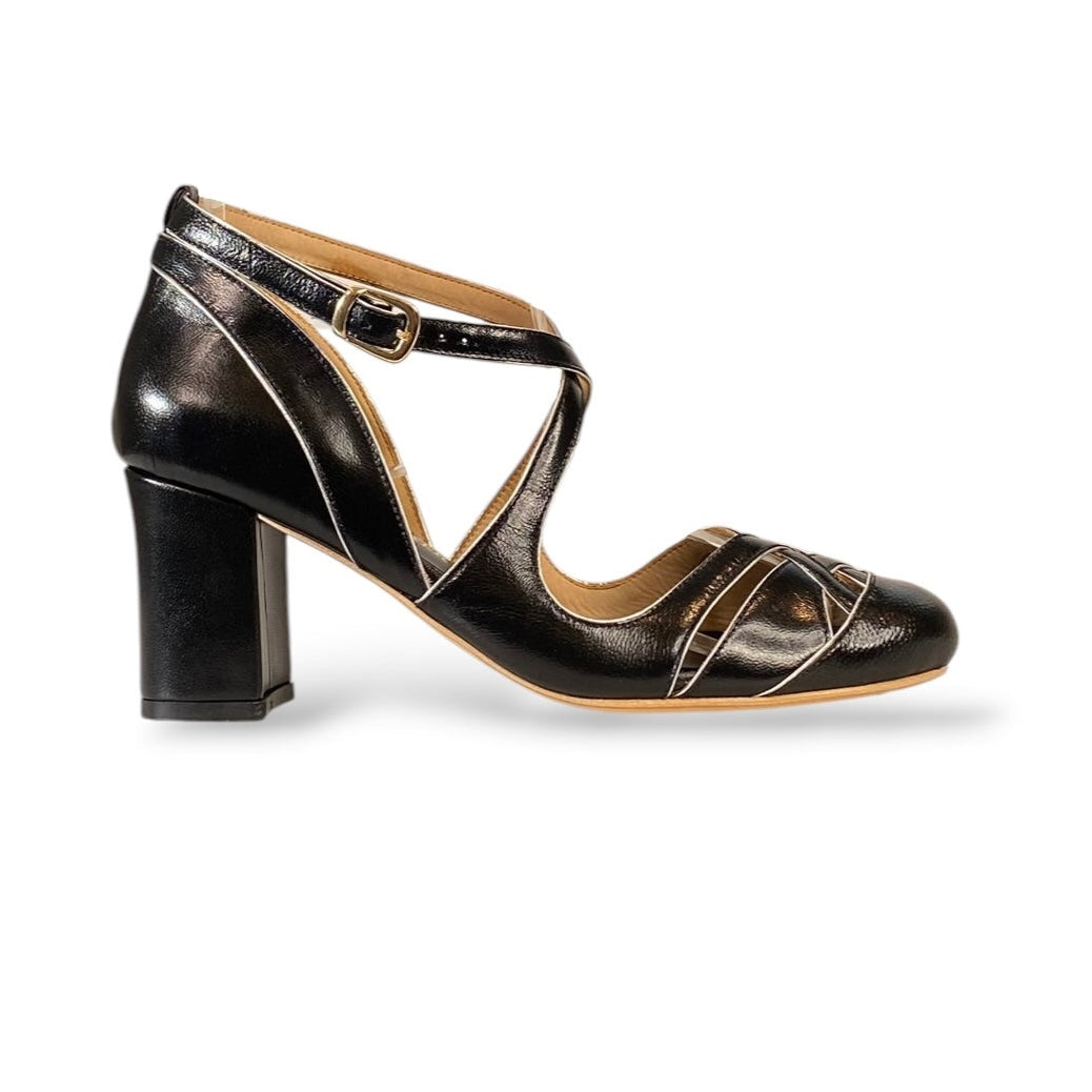 Boneca Spectra Preto