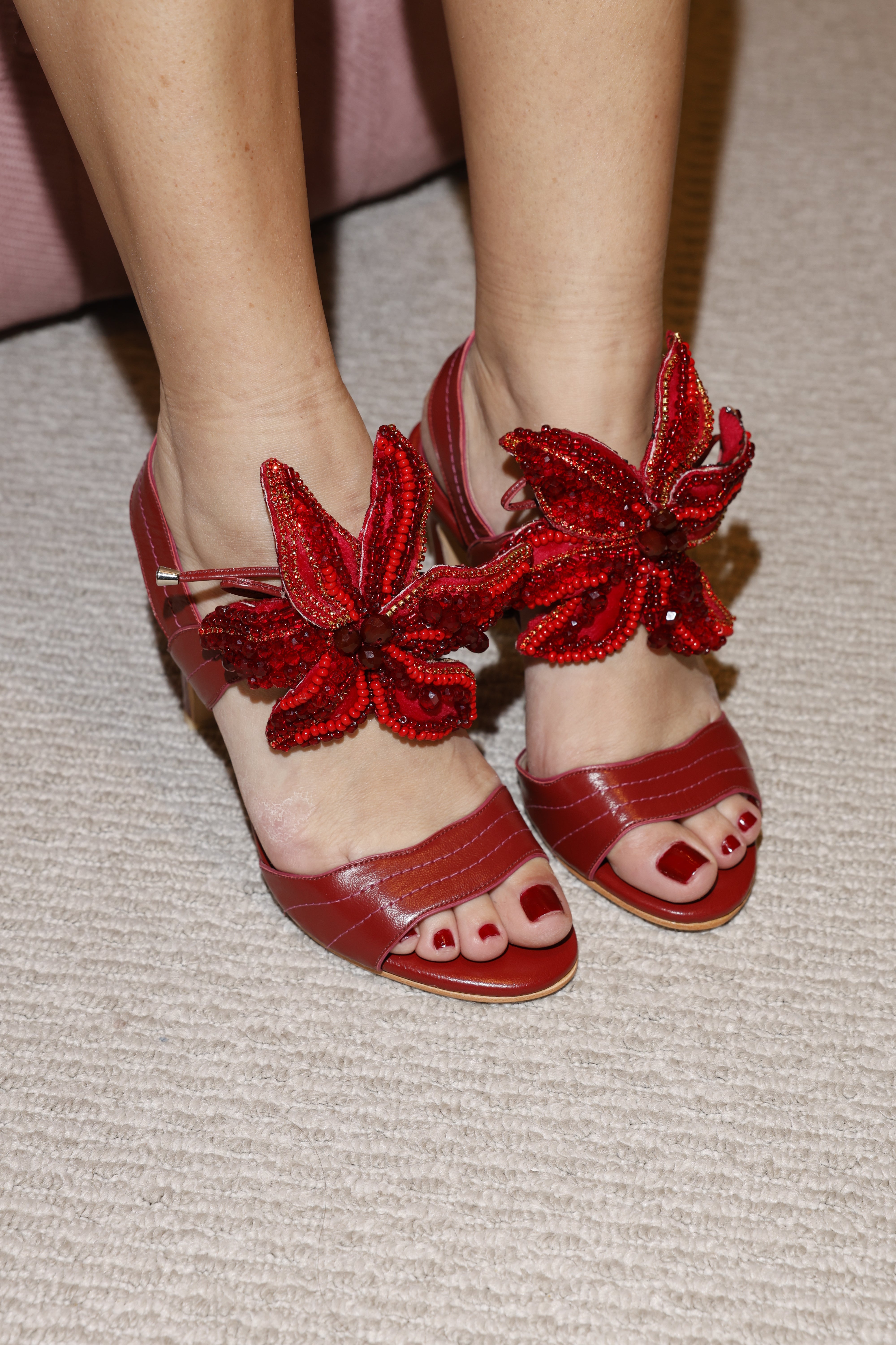 Sandália Amarílis Vermelho com Flor