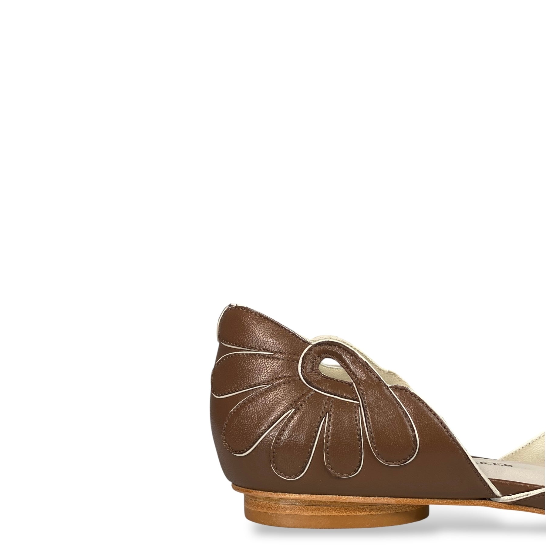 Sapatilha Pétalas  Marrom