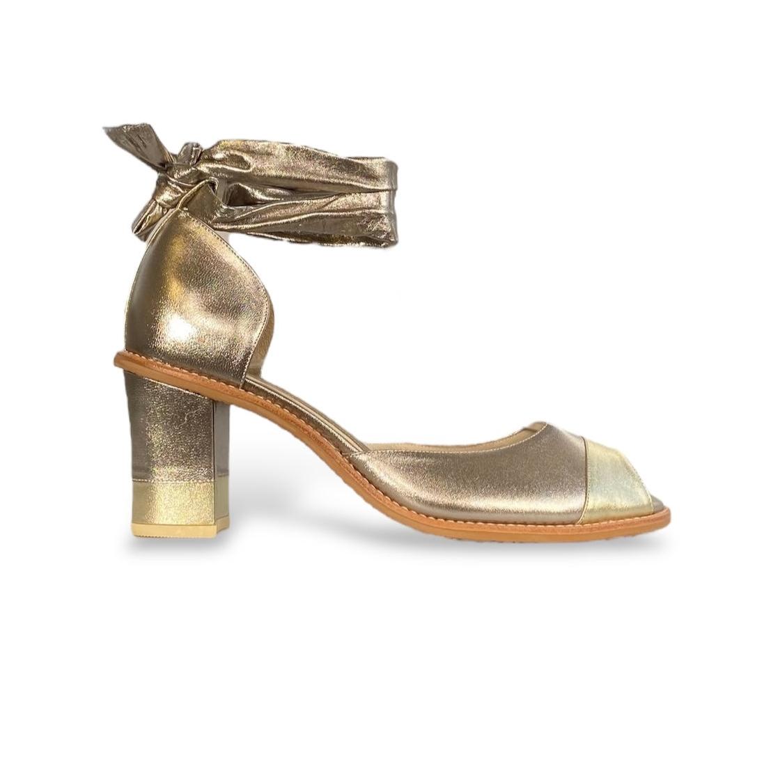 Sandália Tessália Prata velho com Champagne