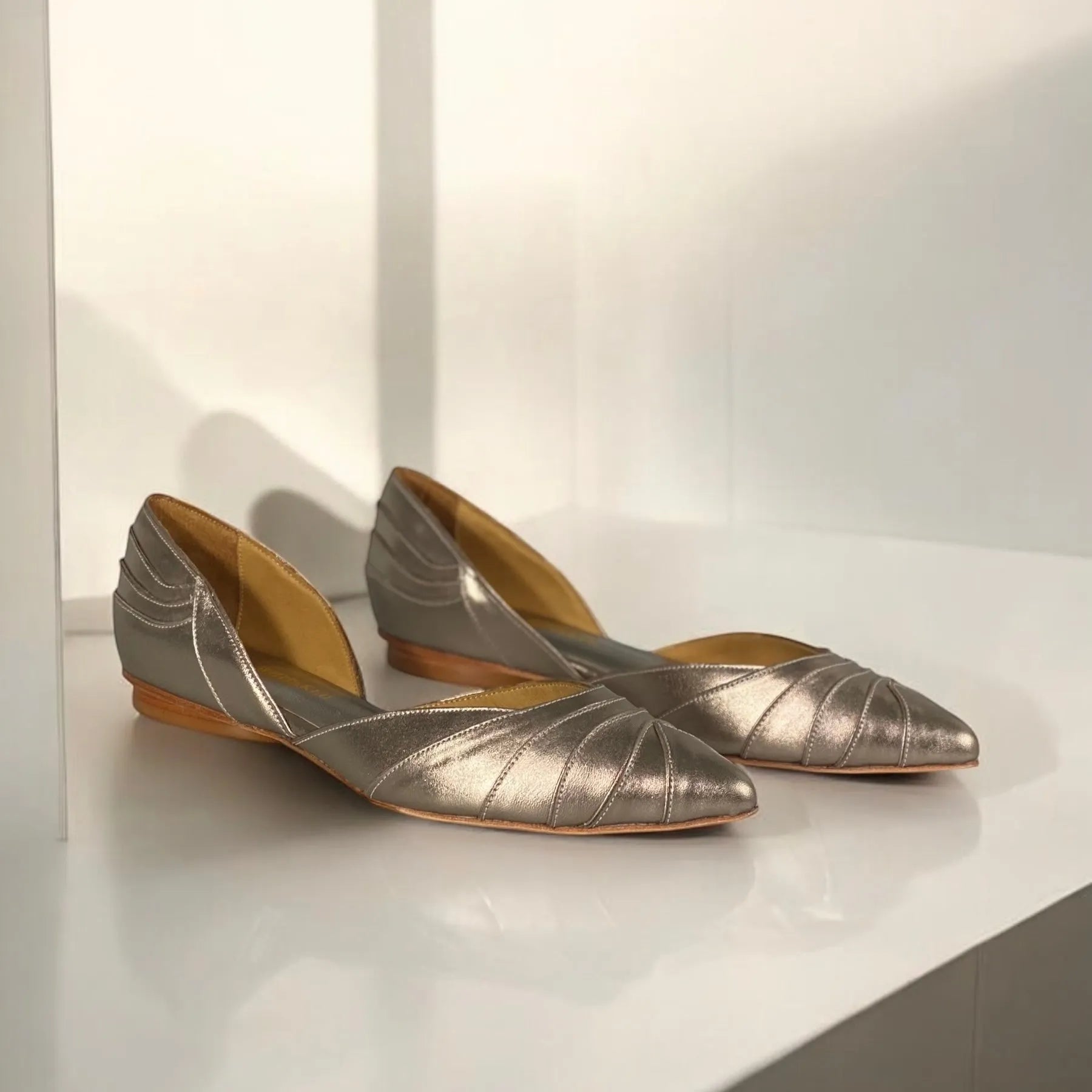 Sapatilha Milena Prata Velho