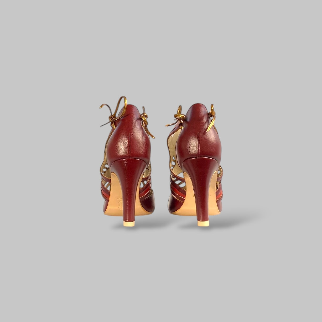 Scarpin Celeste Vinho