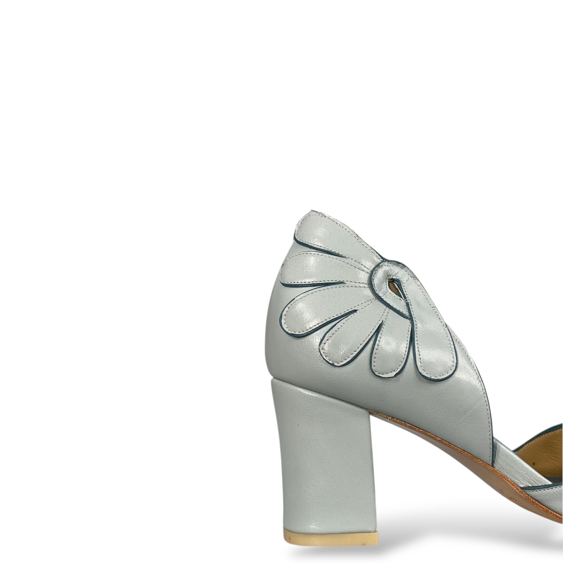 Boneca Pétalas Azul Claro