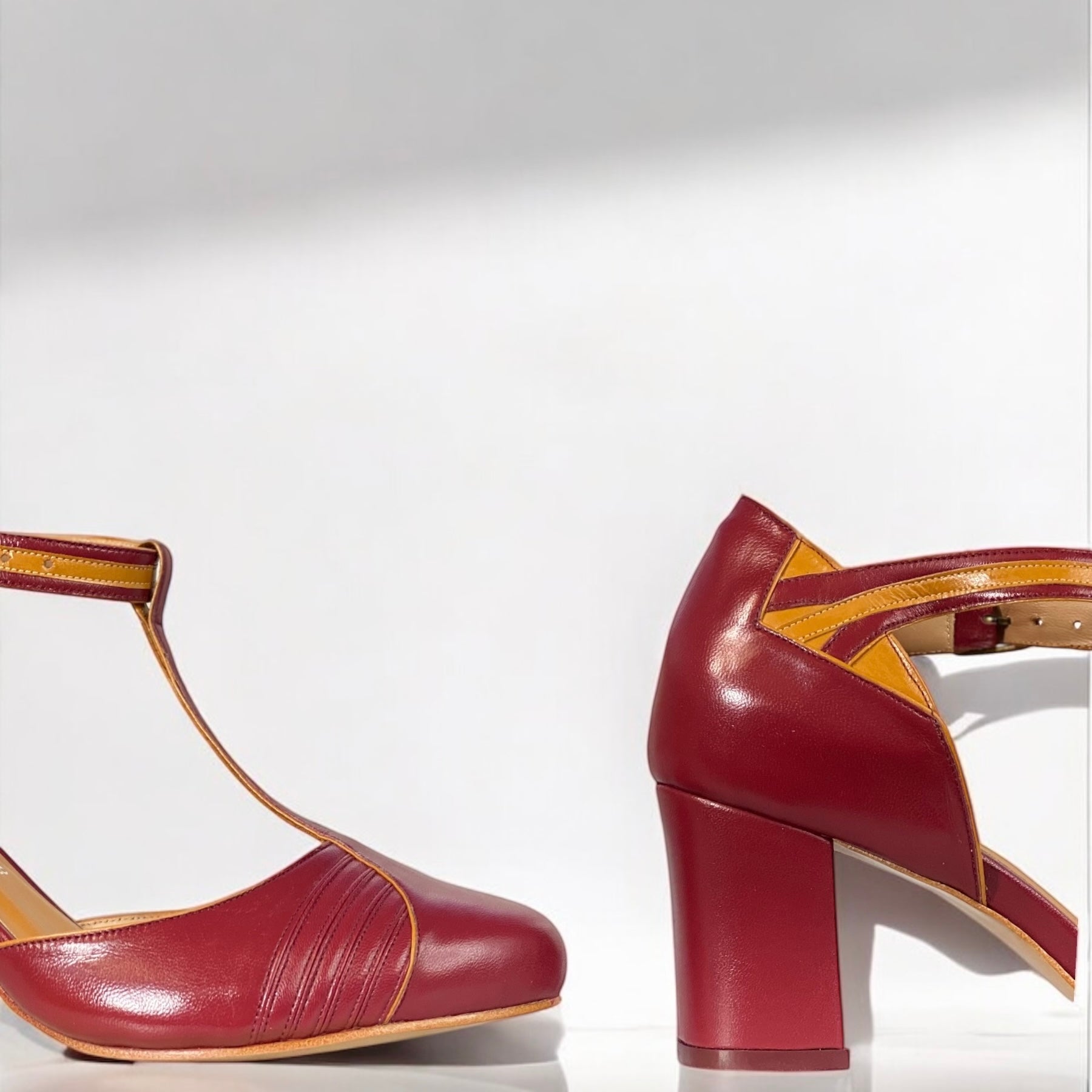 Boneca Carlota Vinho