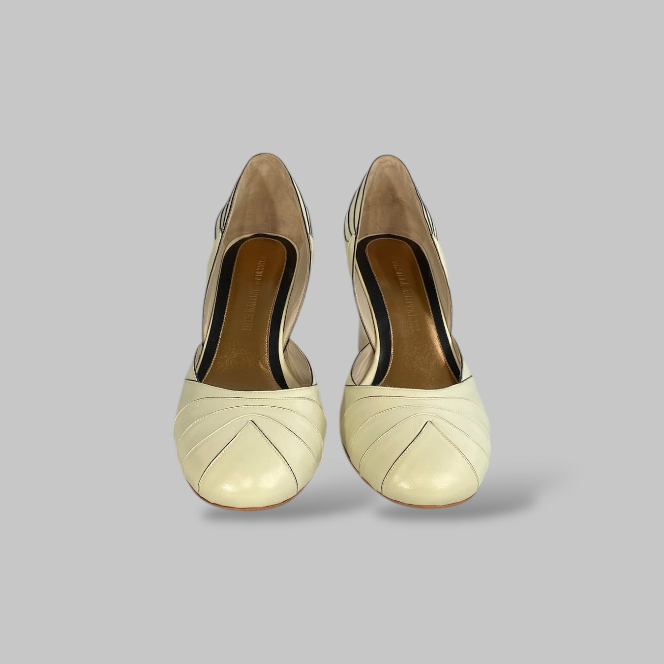 Boneca Milena Amarelo