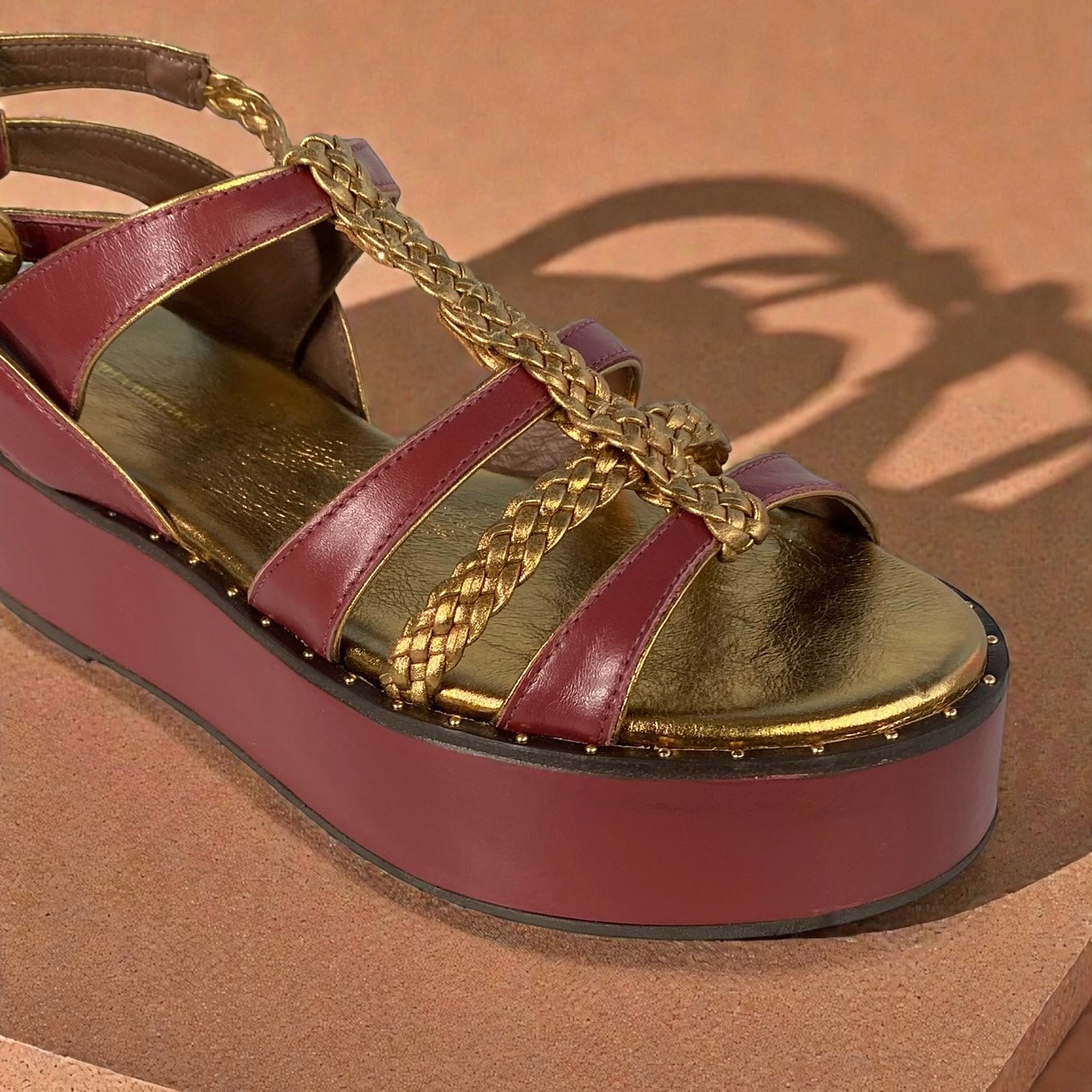 Flatform Alexandra Vinho