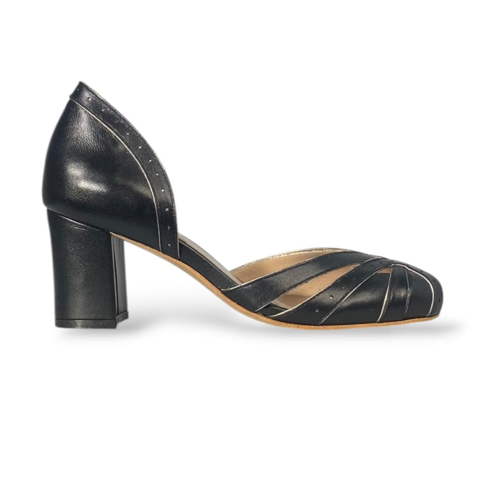 Boneca Máscara Preto