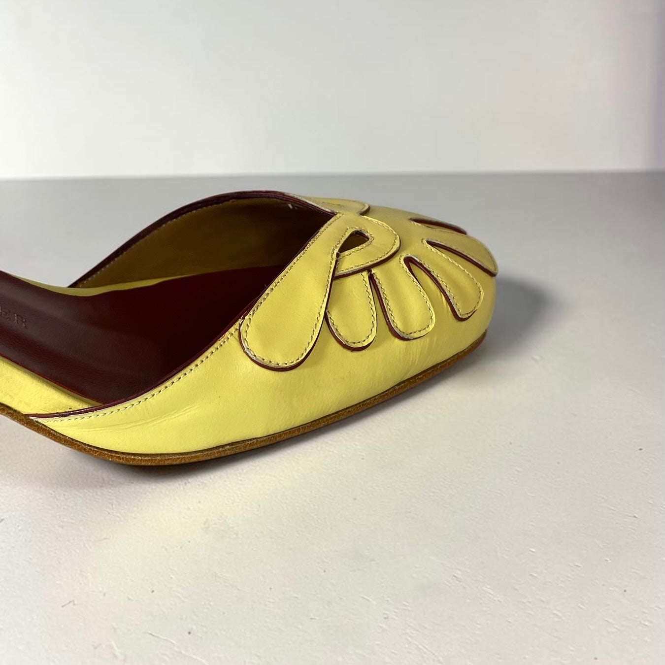 Boneca Pétalas Amarelo