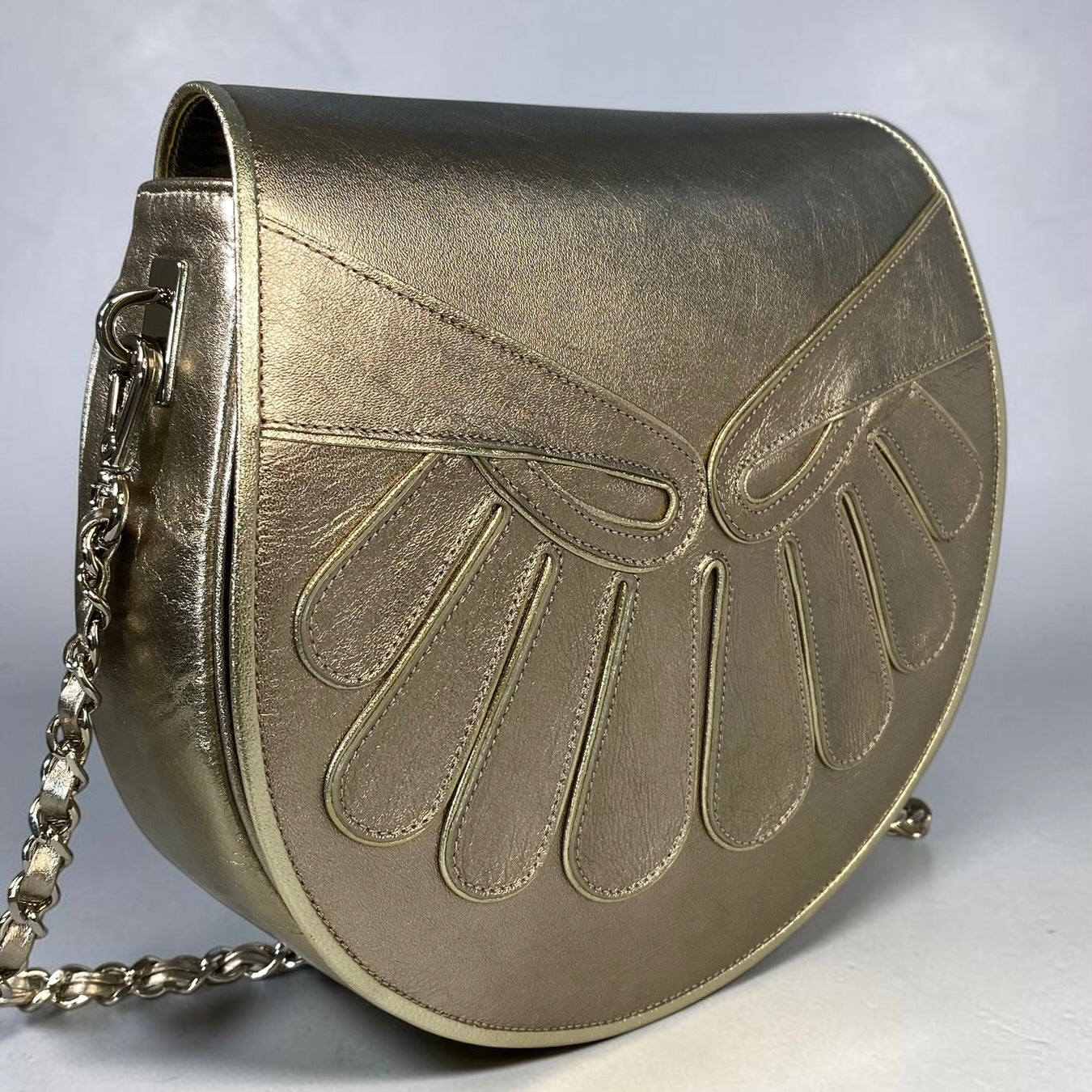 Bolsa Pétalas Prata Velho