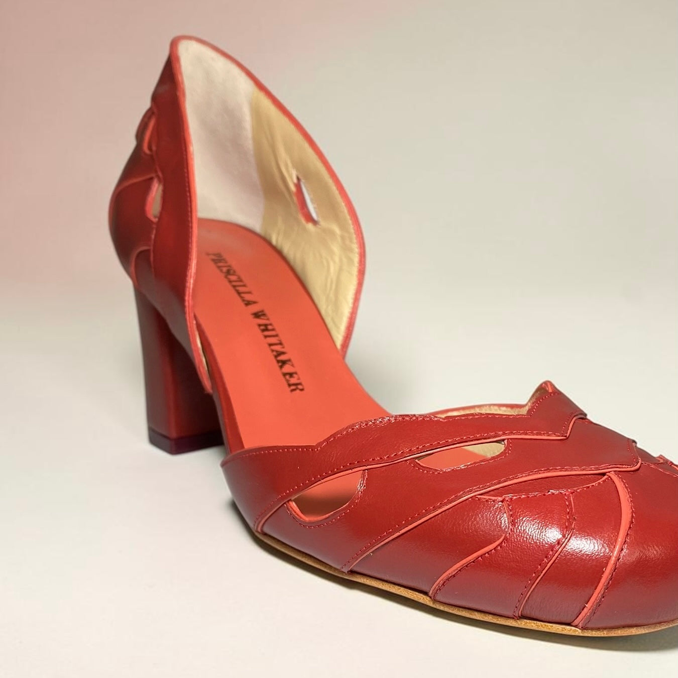 Boneca New Máscara Vermelho