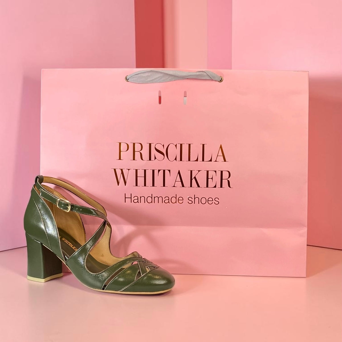 Boneca Spectra Verde