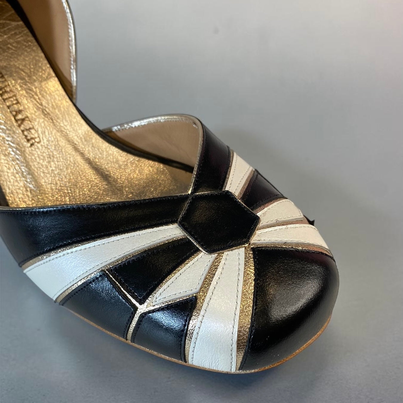 Boneca Radiant Preto