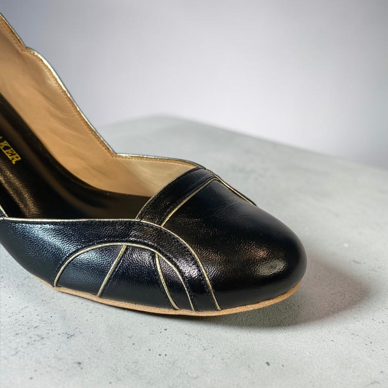 Boneca Íris Preto
