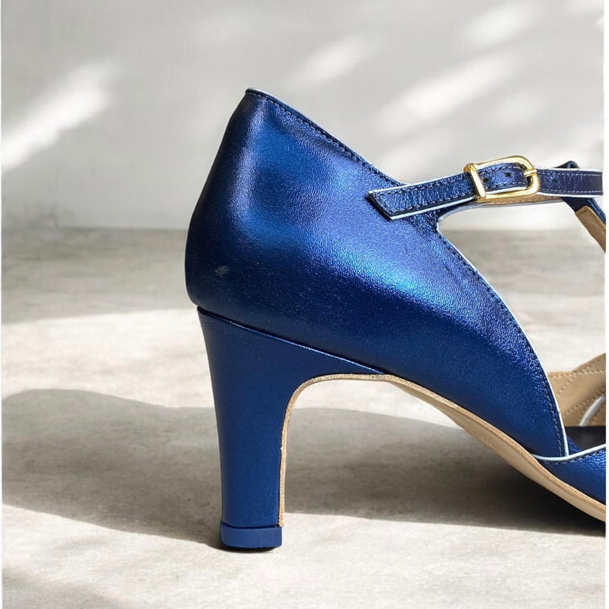 Scarpin Vítra Azul Metalizado