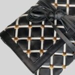 Clutch Charlotte Preto